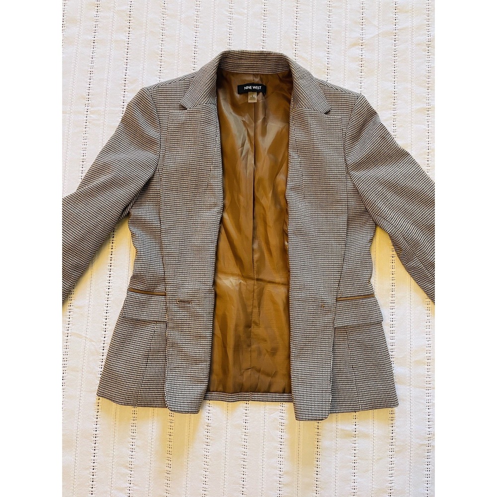 Nine West Houndstooth Blazer. Size 6. Suede Elbow Patches. Heritage. Classic. - Picture 10 of 14